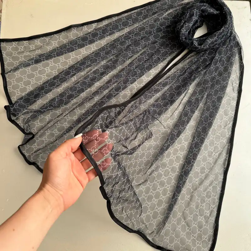 شال زنانه مدل توری تابستانی طرح زنجیره ای ریز