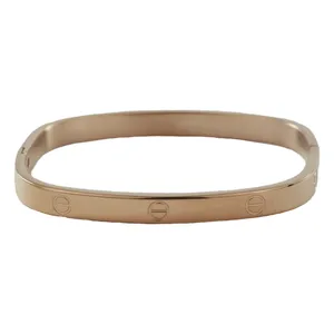 دستبند النگویی زنانه مدل کاترین کد W238