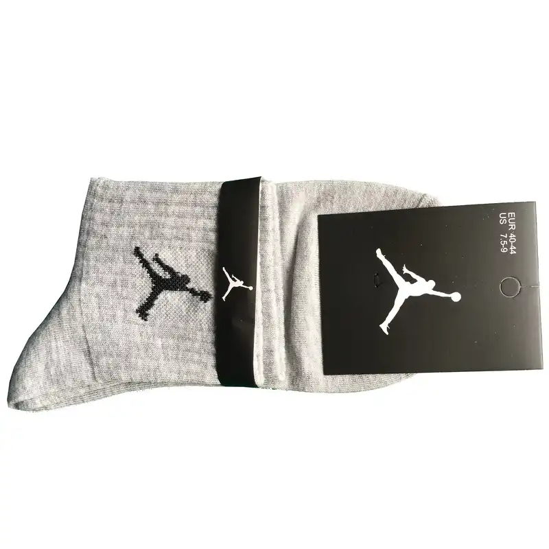 جوراب ورزشی مردانه مدل نیم ساق کد JO-TU3342 رنگ طوسی