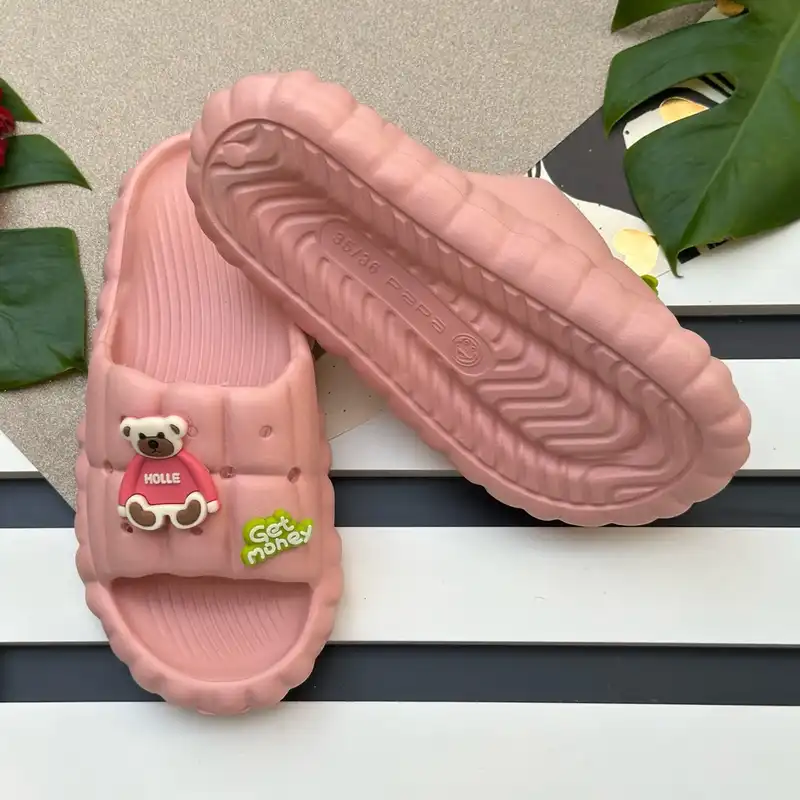 دمپایی زنانه پاپا مدل ندا کد Sg