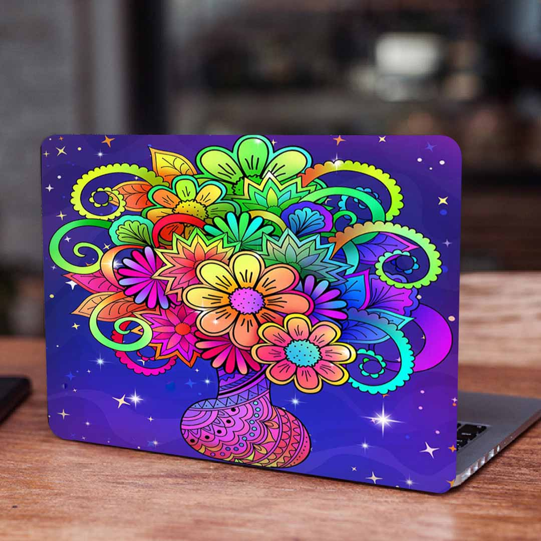 استیکر لپ تاپ طرح نقاشی فانتزی  کد P-1533 مناسب برای لپ تاپ 15 تا 17 اینچ