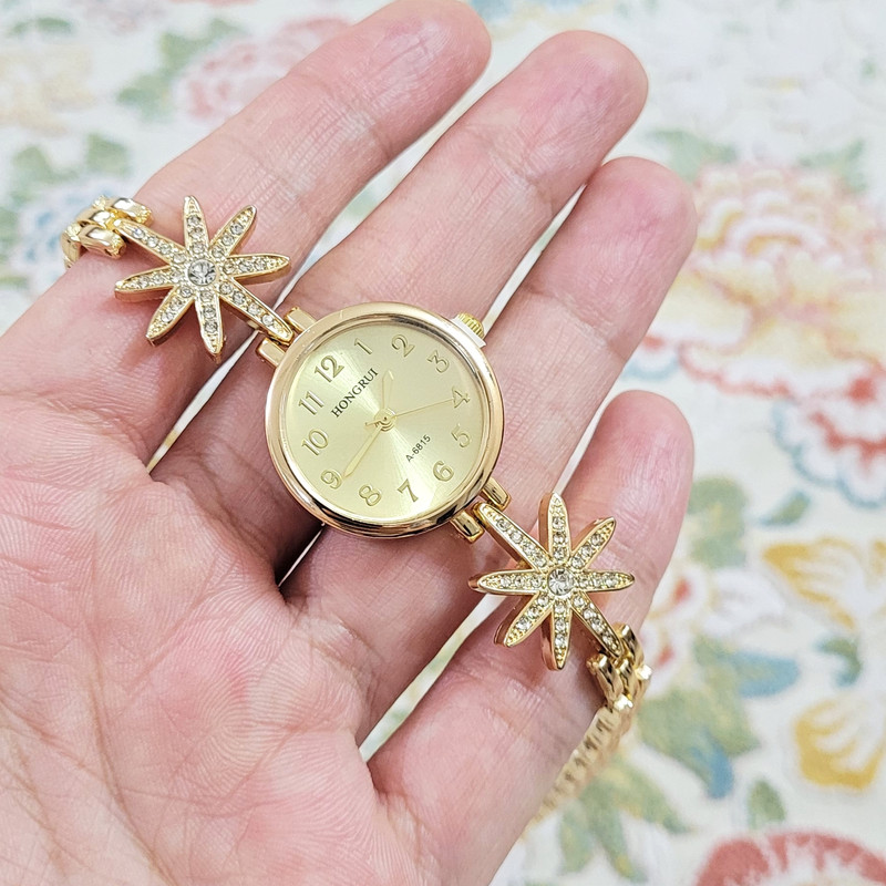 ساعت مچی عقربه ای دخترانه مدل ستاره کد 1 ساعت مچی عقربه ای دخترانه مدل ستاره کد 1