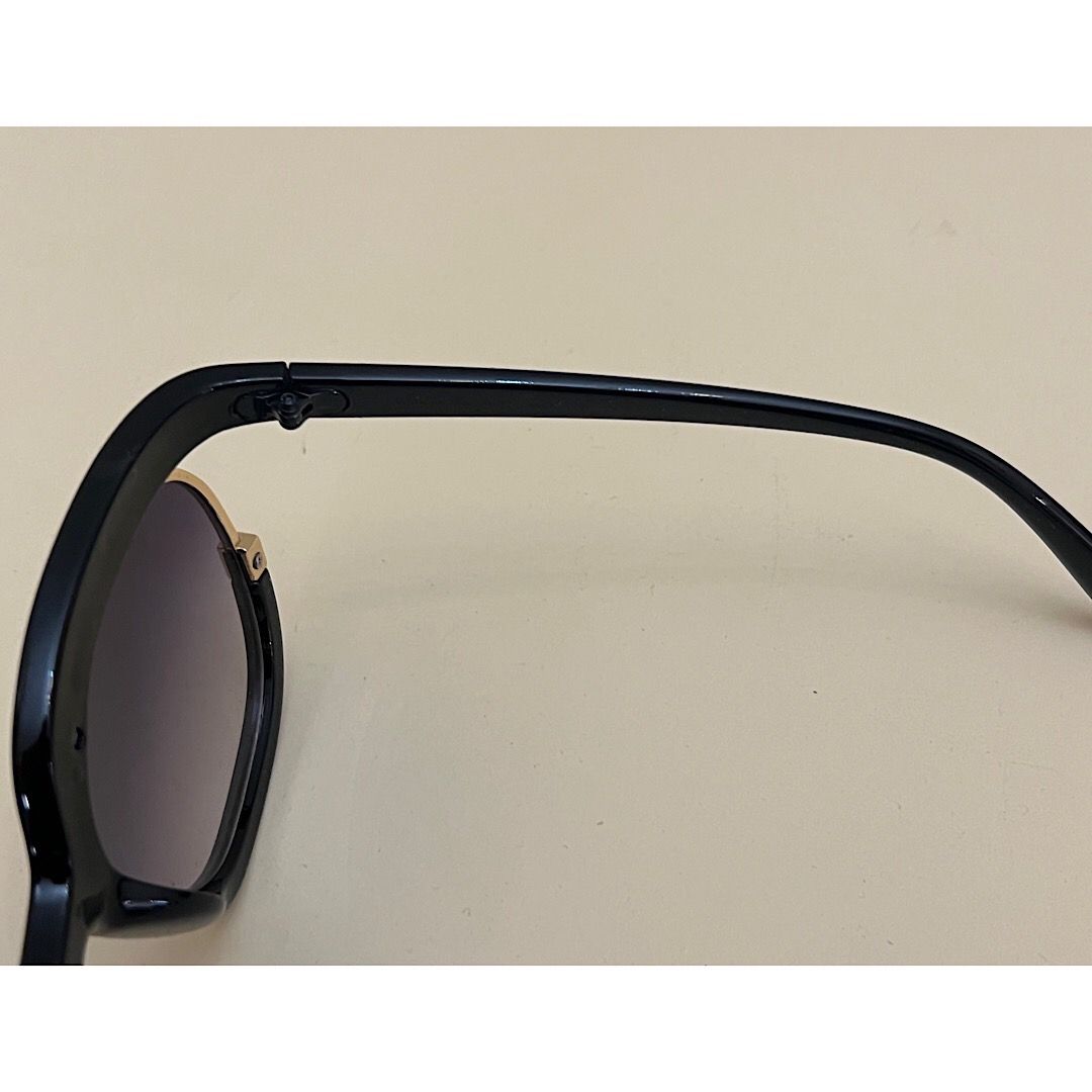 عینک آفتابی سالواتوره فراگامو مدل F8470 -  - 4