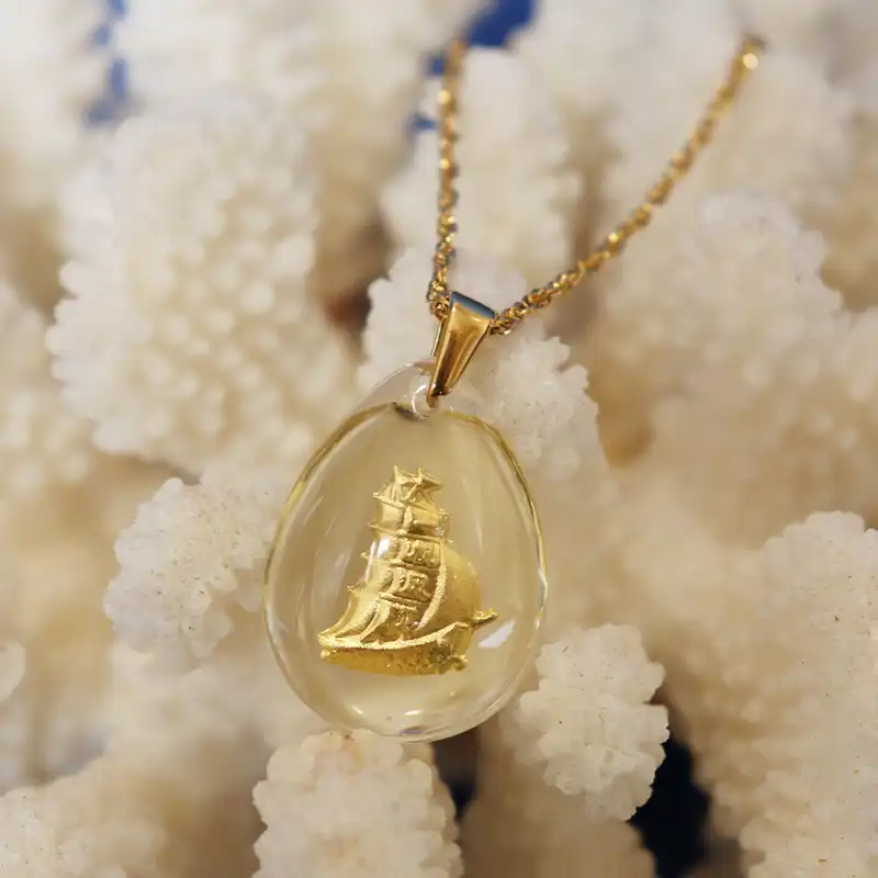 گردنبند زنانه مدل کریستال کشتی