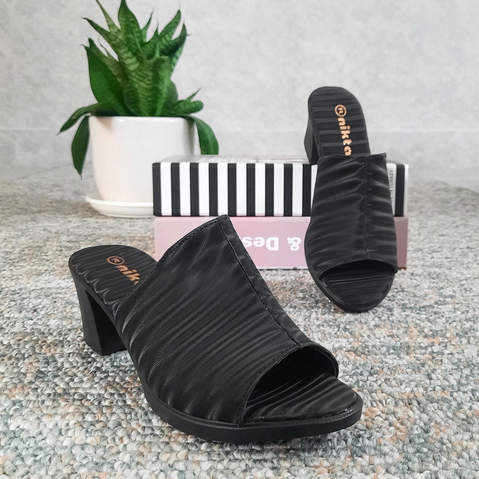 صندل زنانه نیکتا مدل BK.WH.2334 -  - 21