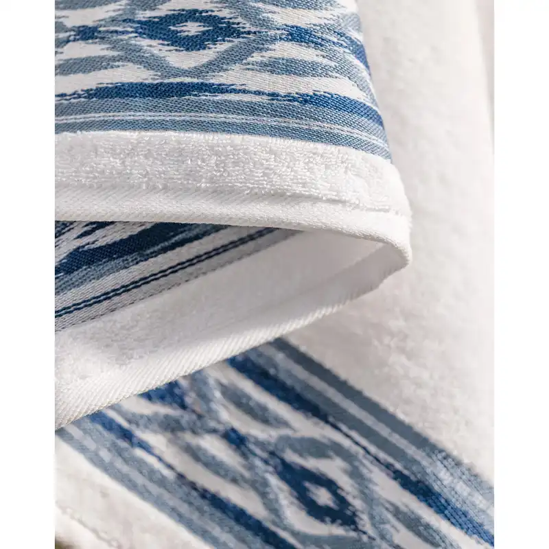 حوله مادام کوکو مدل Daine714 سایز 70x140 سانتی متر