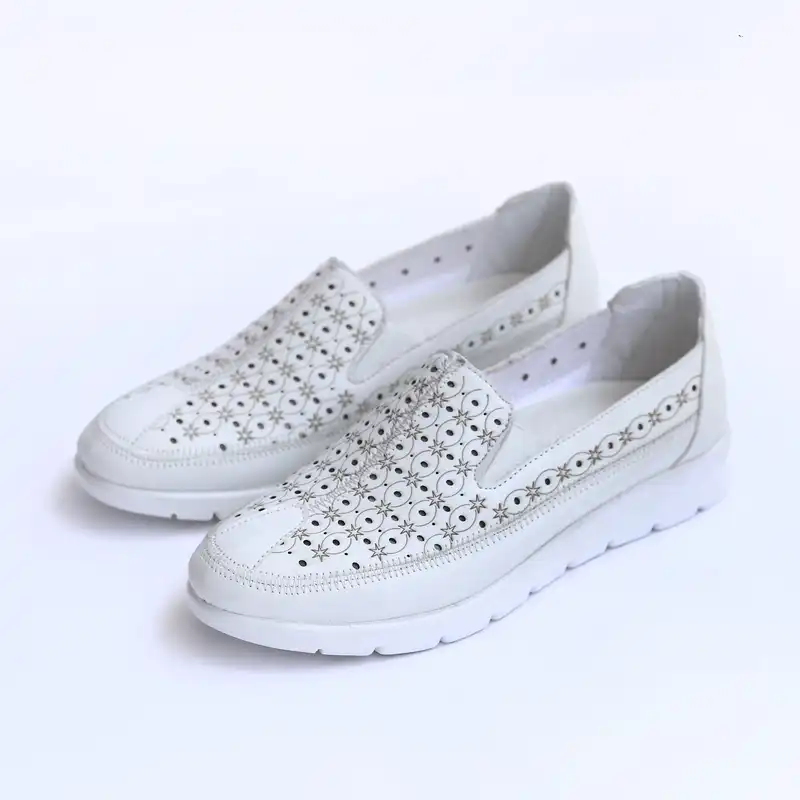 کفش روزمره زنانه مدل روبینا M963875R05