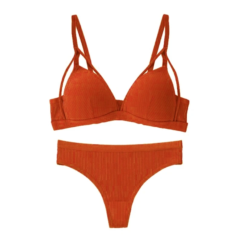 ست شورت و سوتین زنانه مدل کاپ مثلثی هارنس دار کبریتی