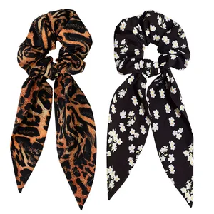 کش مو زنانه دلنار گالری مدل اسکرانچی خرگوشی پلنگی و شکوفه ریز مجموعه 2 عددی