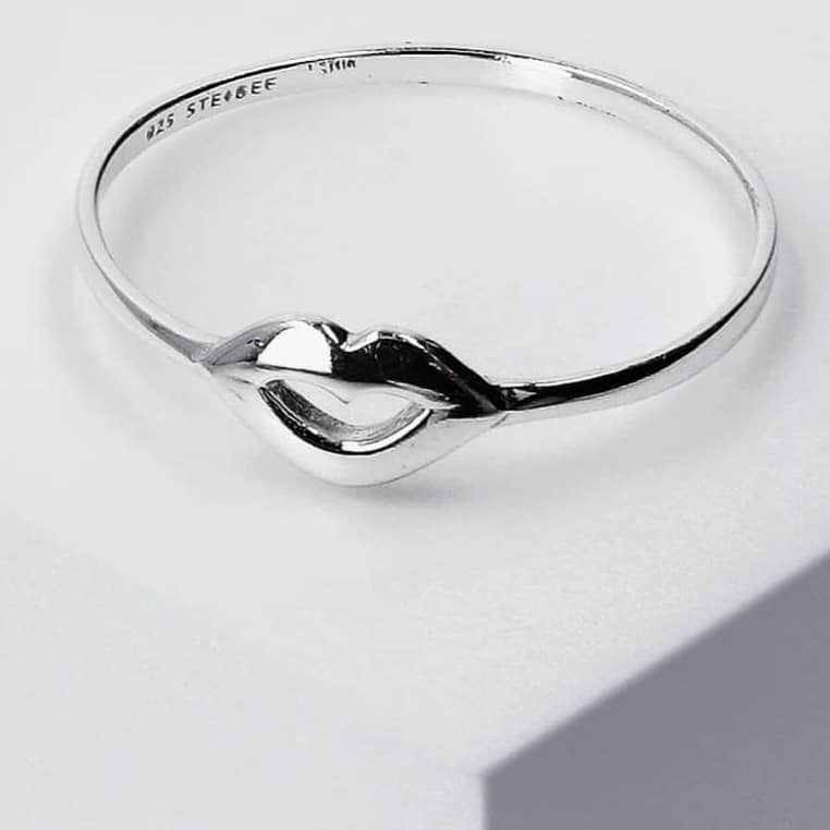 انگشتر نقره زنانه مدل  لب کد 5885