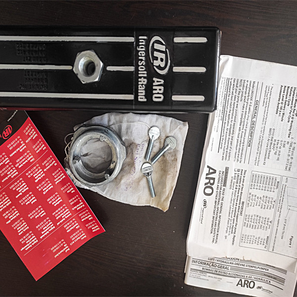 پمپ گریس بادی اینگرسولرند آرو مدل WG1272039