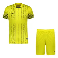 ست تی&zwnj;شرت آستین کوتاه و شلوارک ورزشی مردانه مدل فوتبالی M14