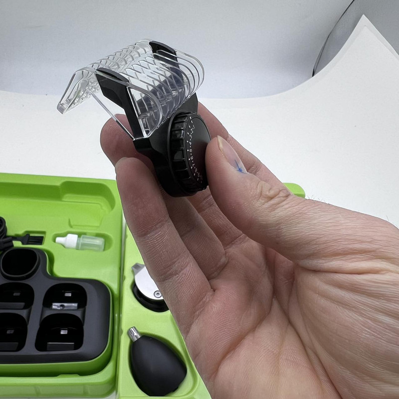 ماشین اصلاح موی بدن و سر و  صورت اچ تی سی مدل AT1208