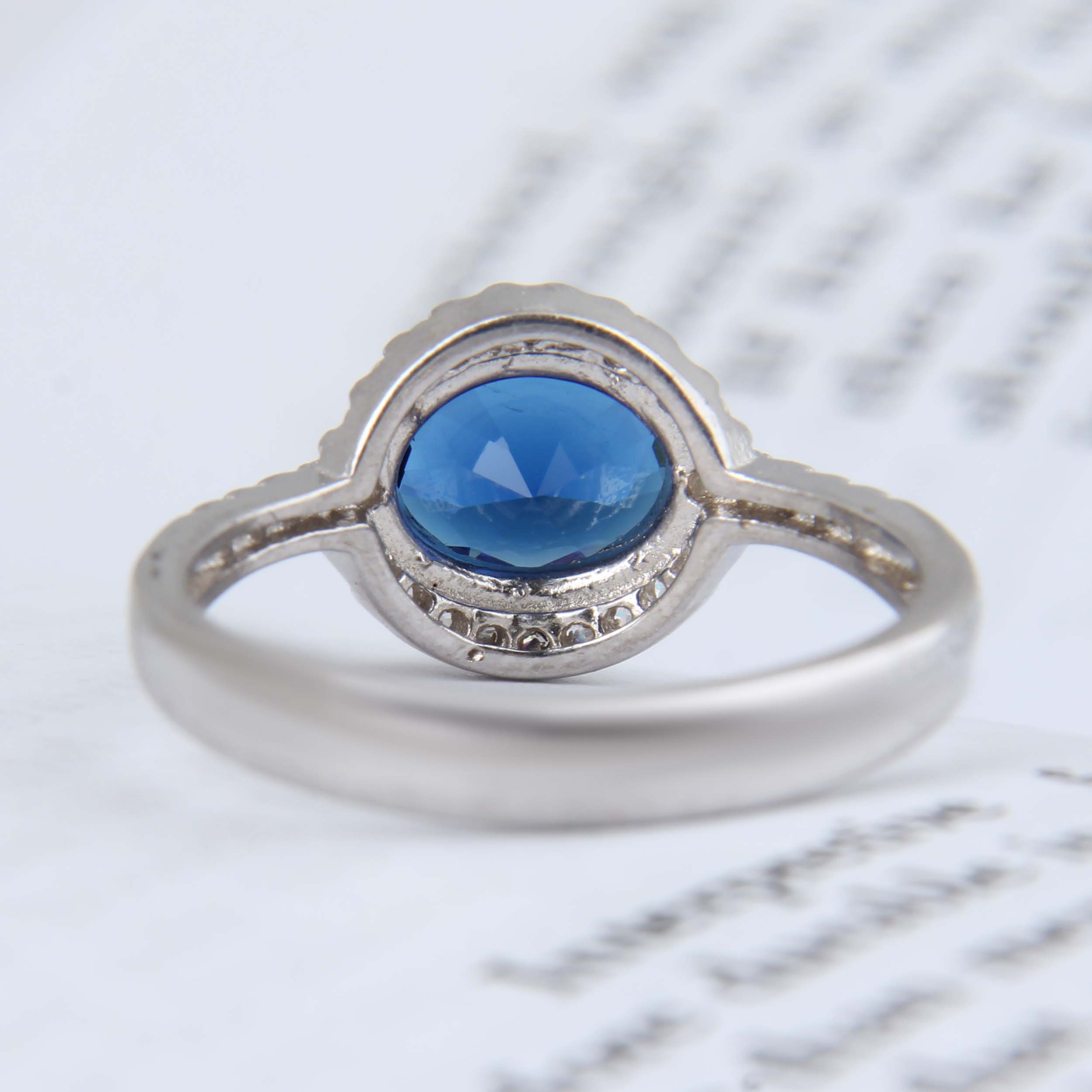 انگشتر نقره زنانه بازرگانی میلادی مدل سنگ کوارتز کد AWR_1064