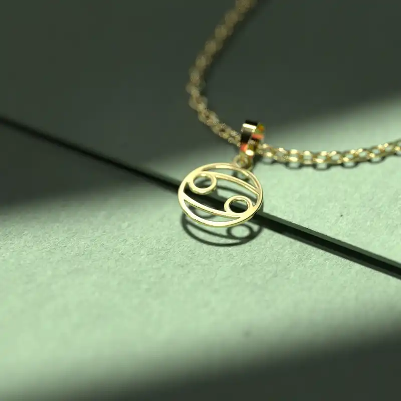 گردنبند طلا 18 عیار زنانه مدوپد مدل گل کد CA10479