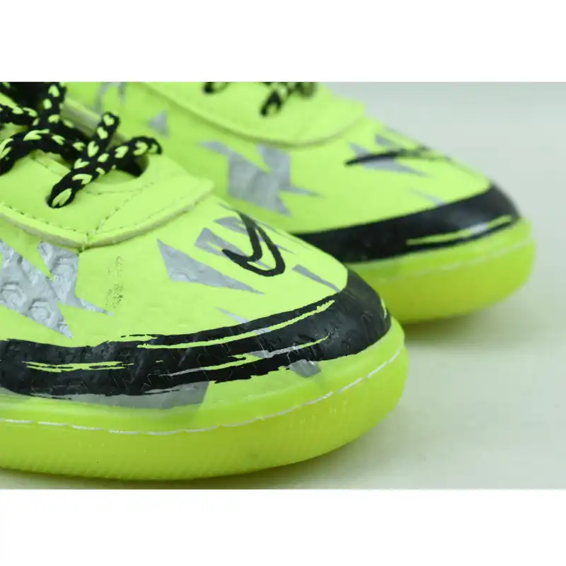 کفش فوتبال بچگانه مدل المپیاد کد C-8407