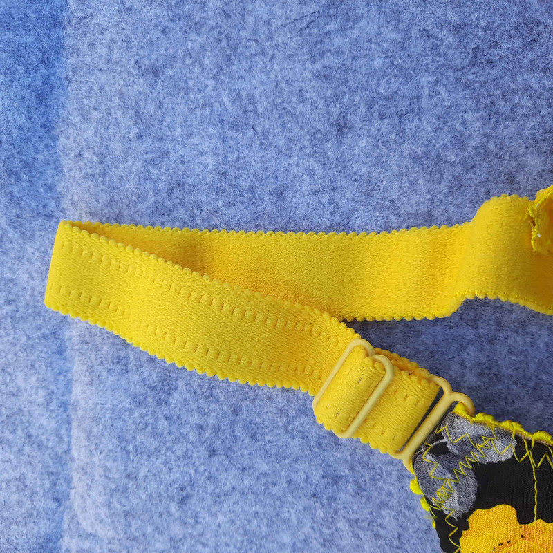 سوتین زنانه مدل زیر نخ کش پهن