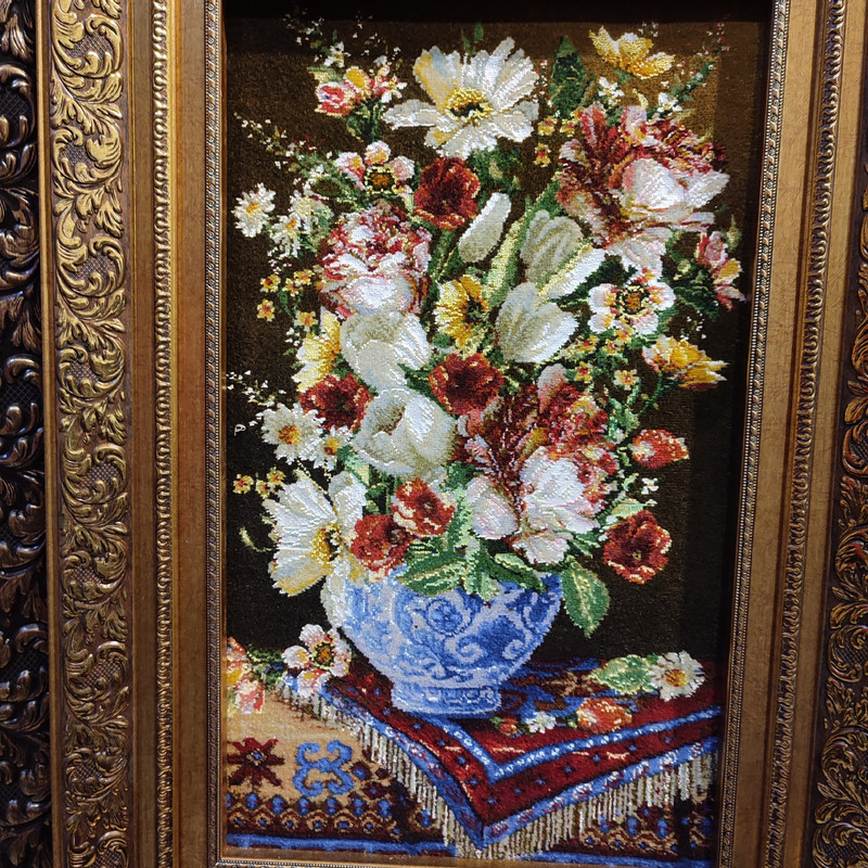تابلو فرش دستبافت طرح گل و گلدان مدل RAR46 تابلو فرش دستبافت طرح گل و گلدان مدل RAR46