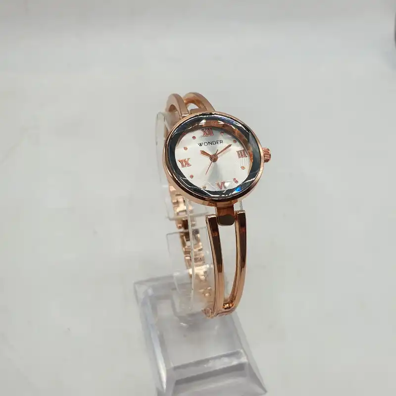 ساعت مچی عقربه ای زنانه مدل s30