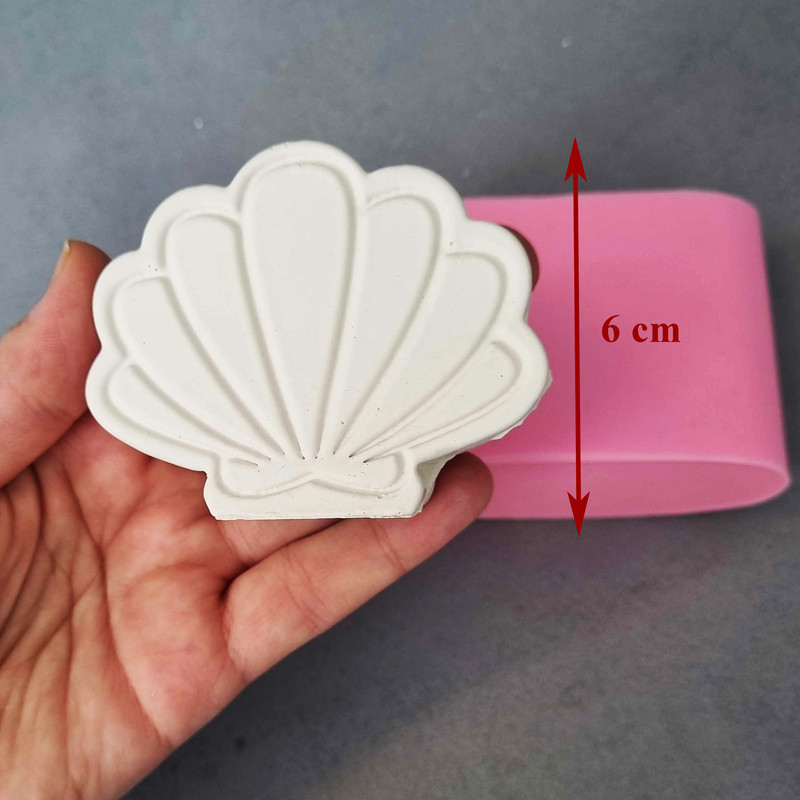 قالب شمع مدل صدف ساده و کلاسیک مجموعه 2 عددی