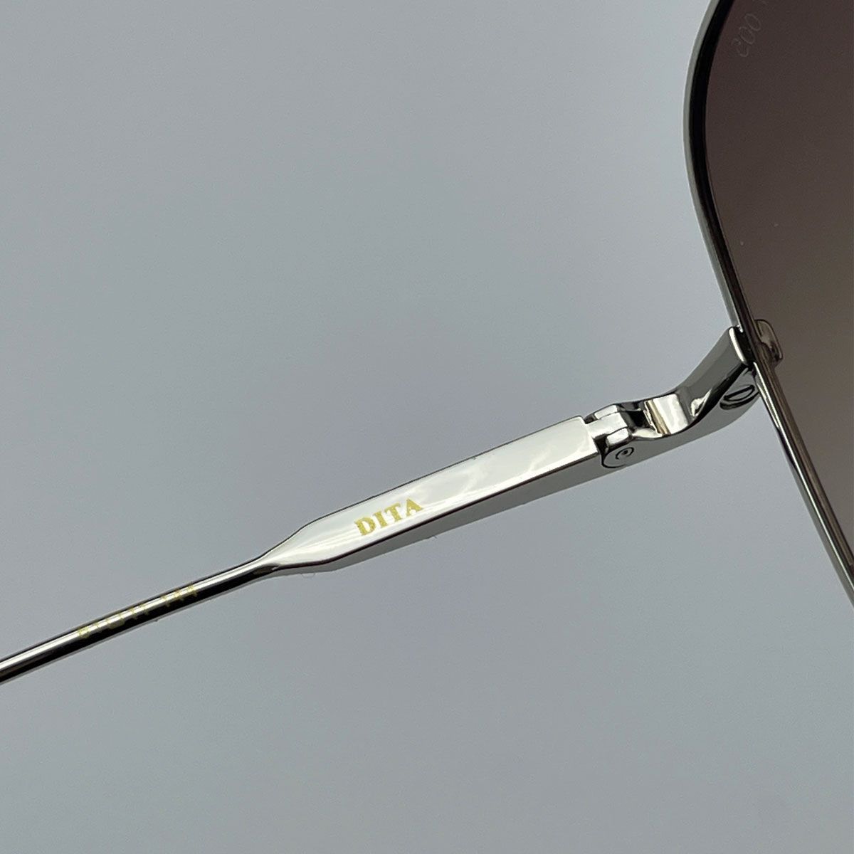 عینک آفتابی مردانه دیتا مدل FLIGHT005 - Brown -  - 10