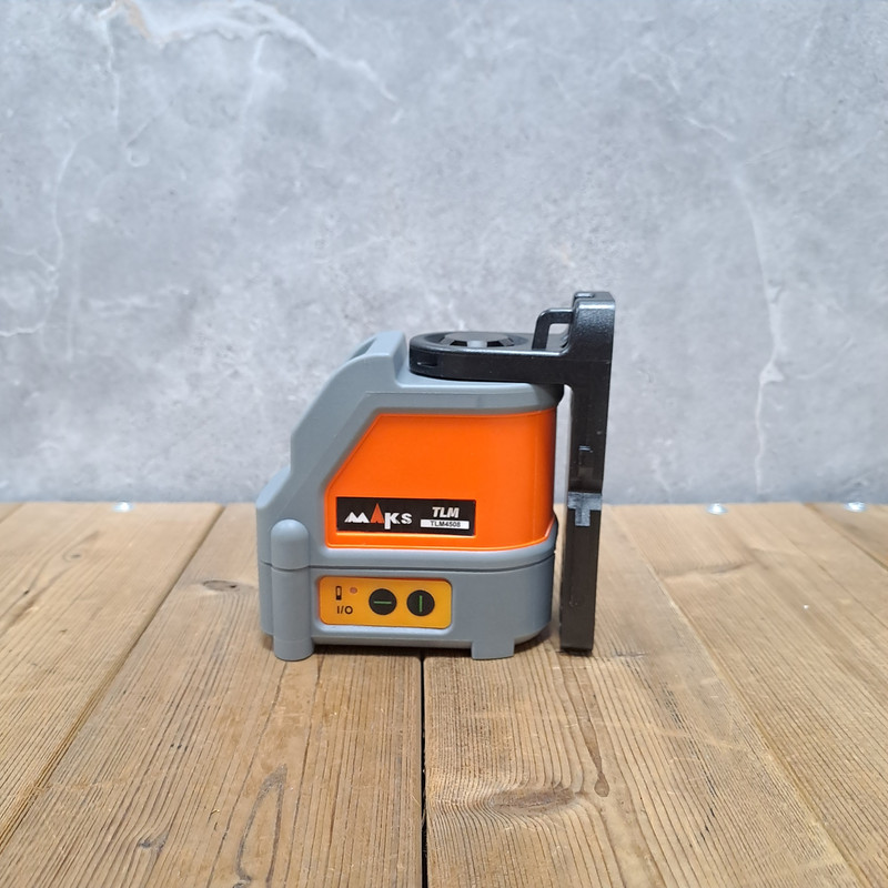 تراز لیزری صنعتی مکث اچ ام تی مدل 1V1H