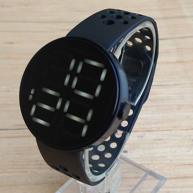 ساعت مچی دیجیتال مدل LED کد M250