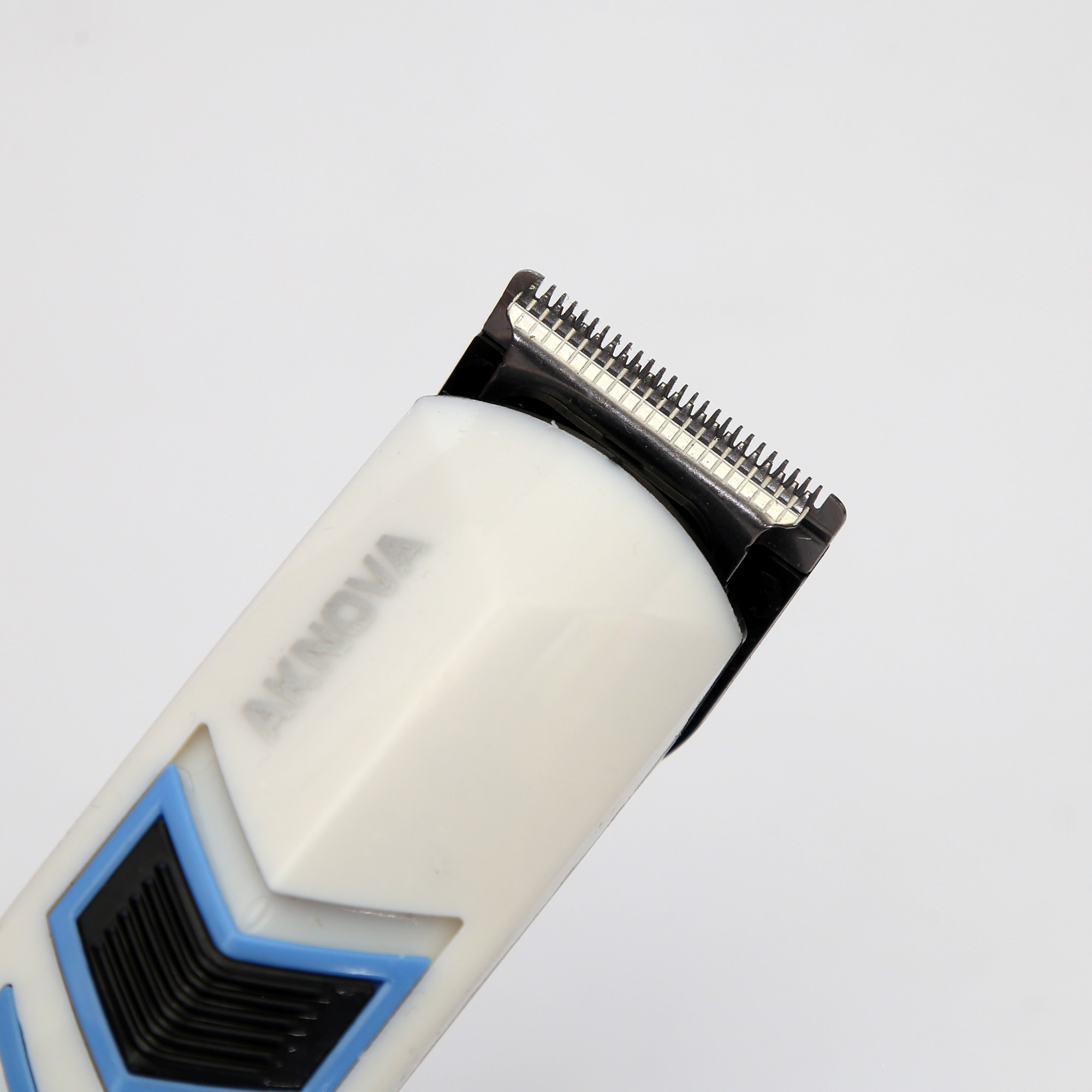 ماشین اصلاح موی سر و صورت آکنوا مدل Ns-3012 ماشین اصلاح موی سر و صورت آکنوا مدل Ns-3012