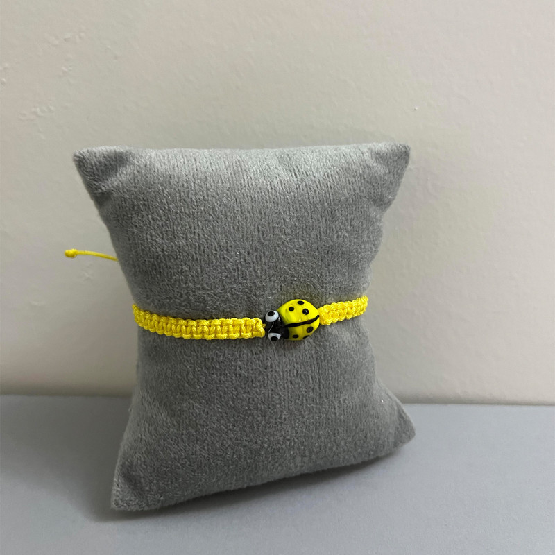 دستبند زنانه مدل کفش دوزک