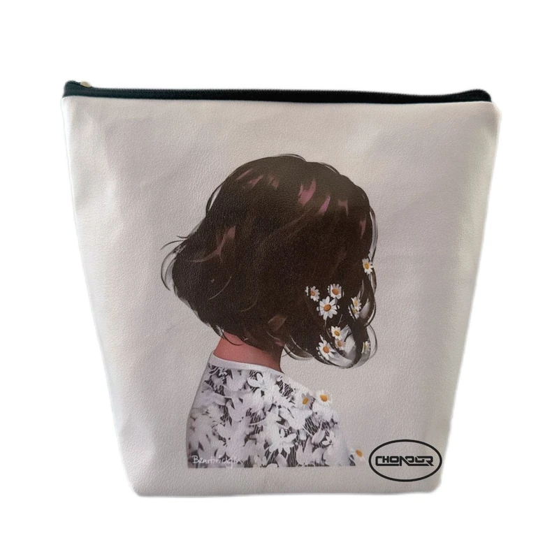 کیف لوازم آرایش زنانه چنور مدل ذوزنقه ای دختر بابونه 