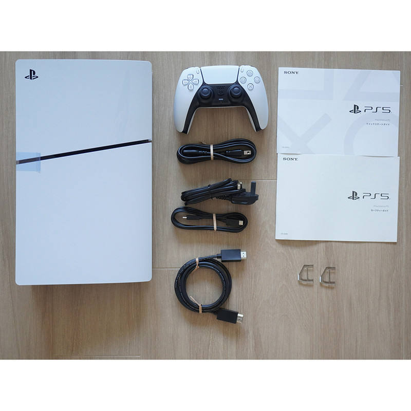 کنسول بازی سونی مدل PlayStation 5 Slim Digital Edition ظرفیت 825 گیگابایت ریجن CFI-2116 اروپا  به همراه دسته اضافی و پایه شارژر