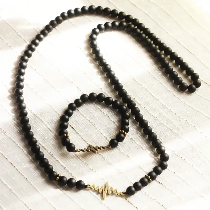 نیم ست مدل ضربان قلب کد 01