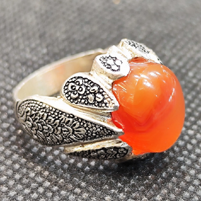 انگشتر نقره مردانه مدل سنگ عقیق یمانی کد 72