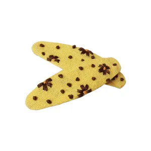 گیره مو دخترانه مدل تق تقی گلدوزی شده HT - 0077 بسته 2 عددی