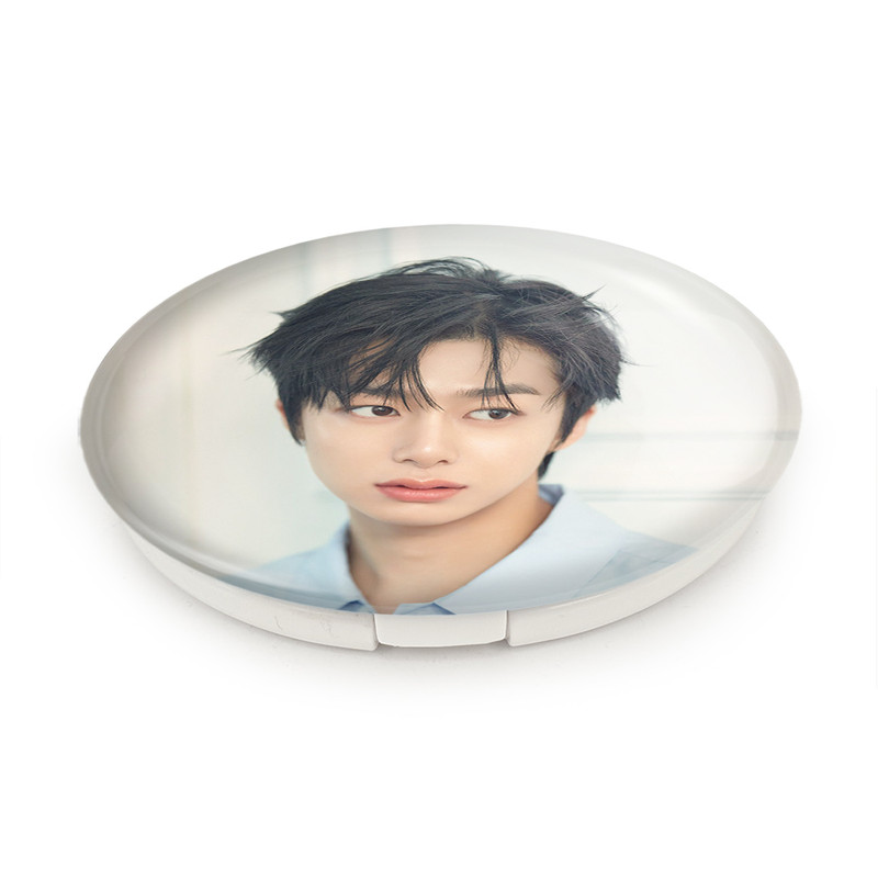 آینه جیبی خندالو طرح هیونگ وون گروه مانستا اکس MONSTA X مدل تاشو کد 21182