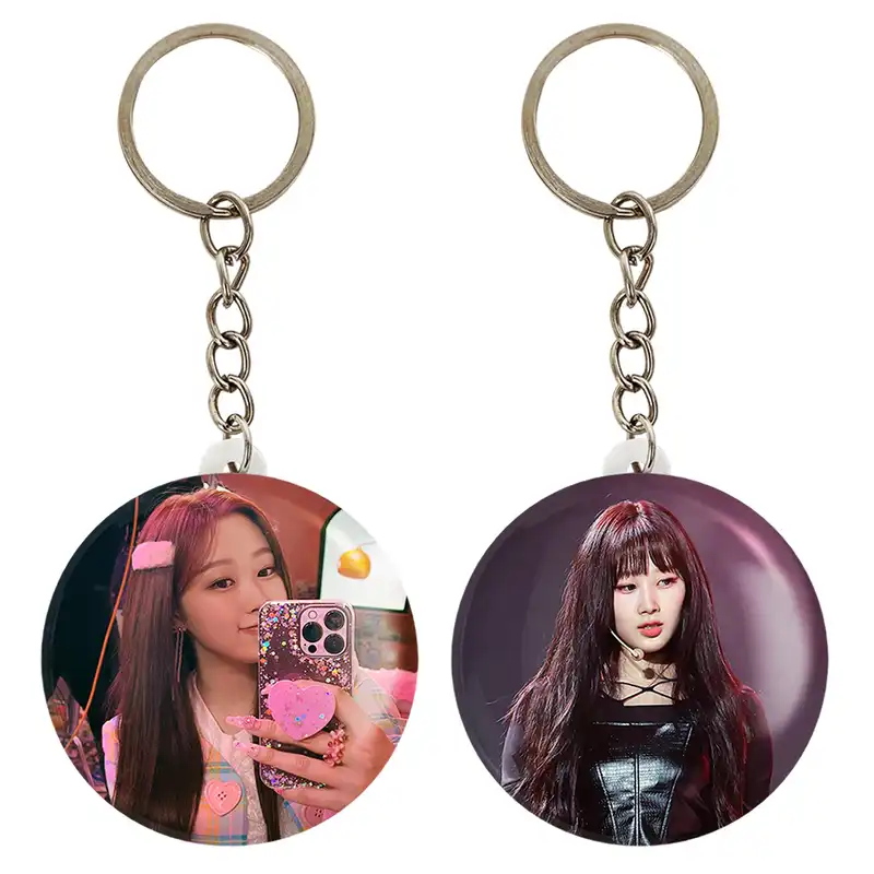 جاکلیدی خندالو مدل جیزل گروه گروه آسپا Aespa کد 1969919704 مجموعه 2 عددی