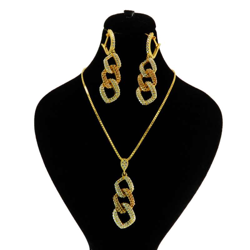 نیم ست نقره زنانه کد AV044-2 نیم ست نقره زنانه کد AV044-2