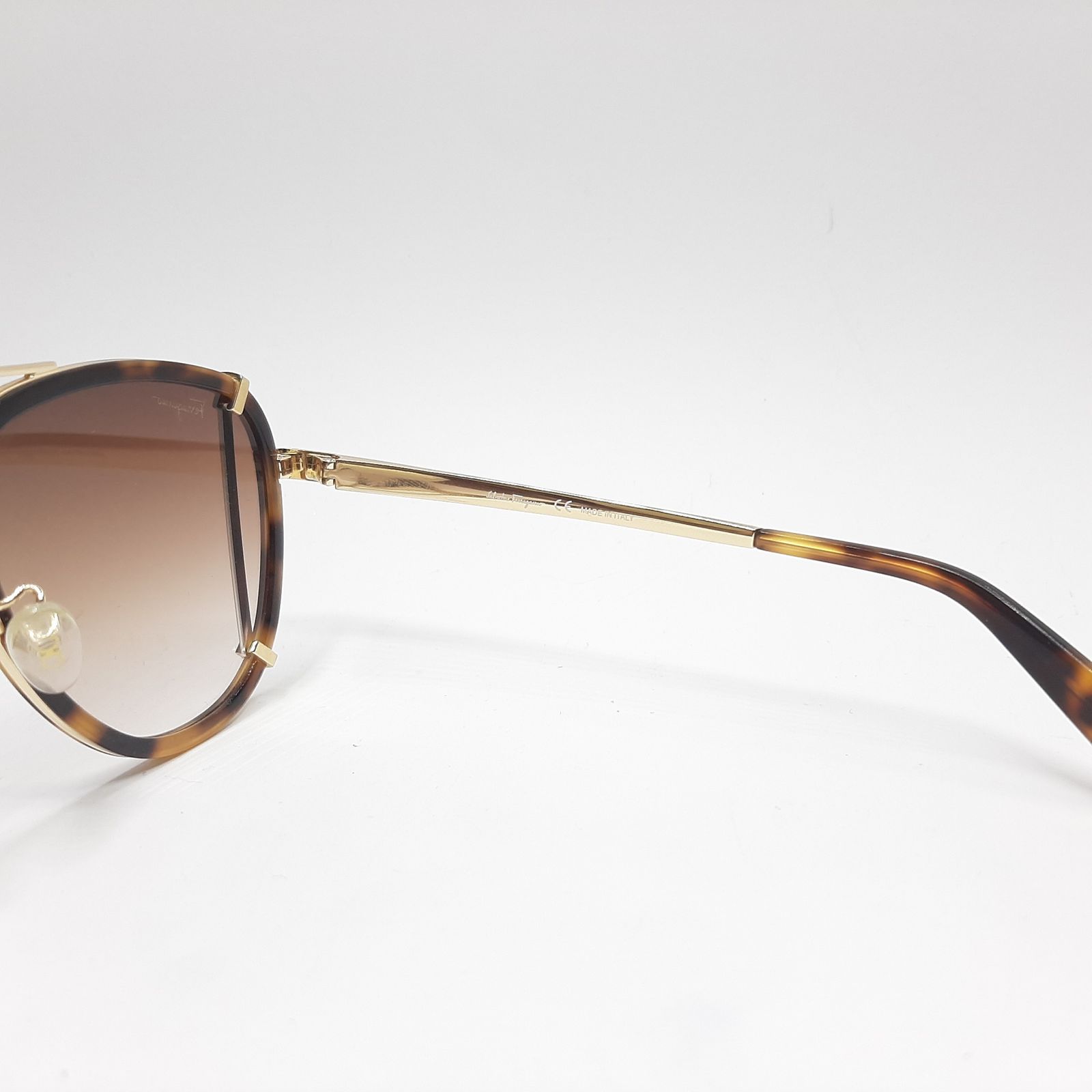 عینک آفتابی سالواتوره فراگامو مدل SF132c2 -  - 6