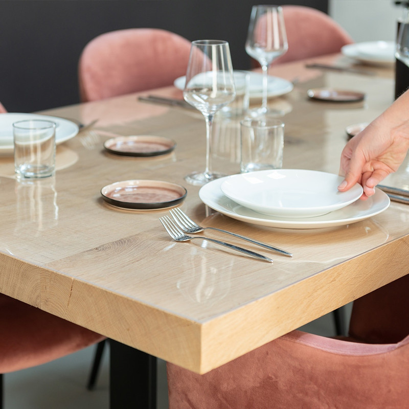 طلق رومیزی مدل کریستال ضخیم کد A90-T180 سایز 180×90 سانتی متر