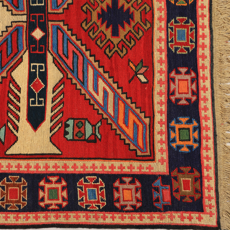 گلیم دستبافت یک و نیم متری مدل ورنی زمینه قرمز کد 40404881