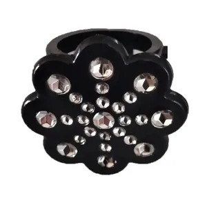 حلقه روسری مدل گل کد AZX620