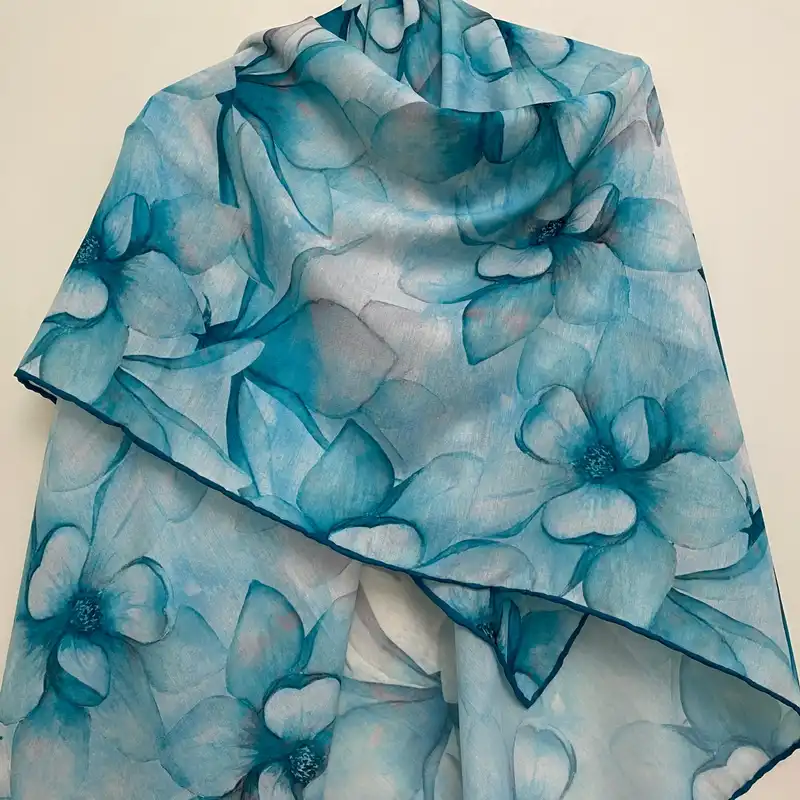 روسری زنانه مدل نخی چهارفصل قواره بزرگ کد 1501