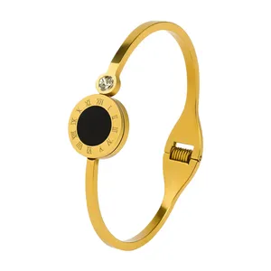 دستبند النگویی زنانه مدل چرخشی طرح ساعت کد S-B06