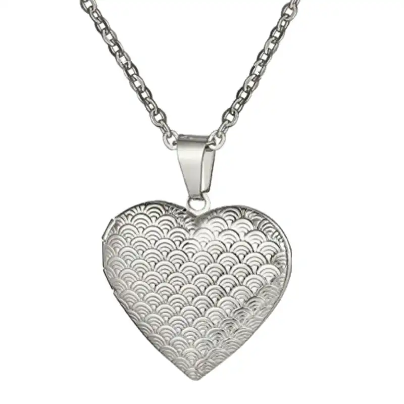 گردنبند زنانه مدل لاکت قلب 490