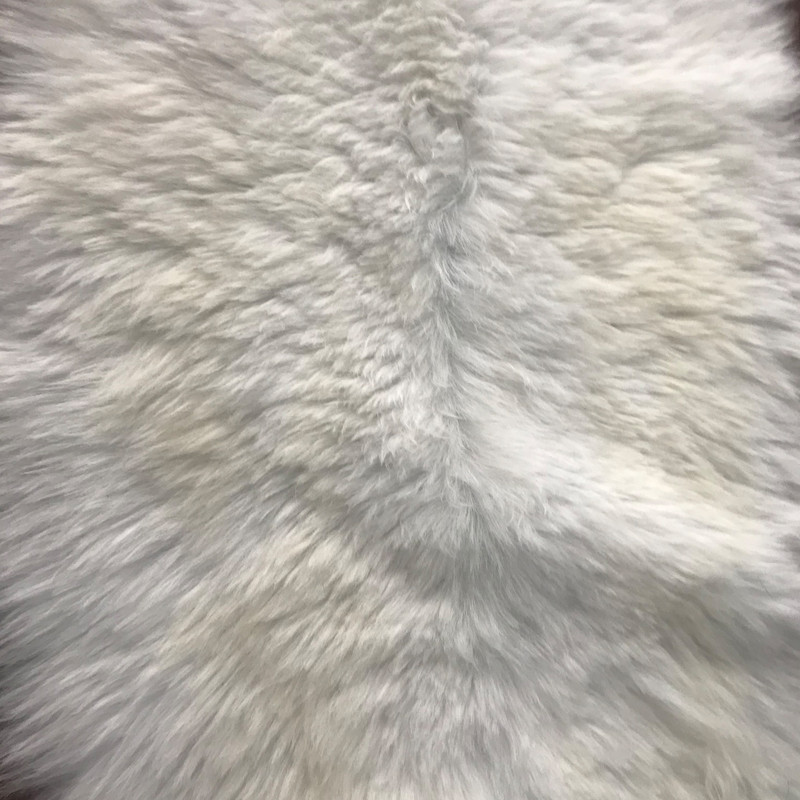 فرش پوست انارکارپت مدل خز طبیعی گوسفند کد GN 110 فرش پوست انارکارپت مدل خز طبیعی گوسفند کد GN 110