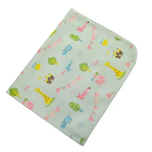 زیرانداز تعویض نوزاد مدل Fox and Giraffe-B-P-N-W