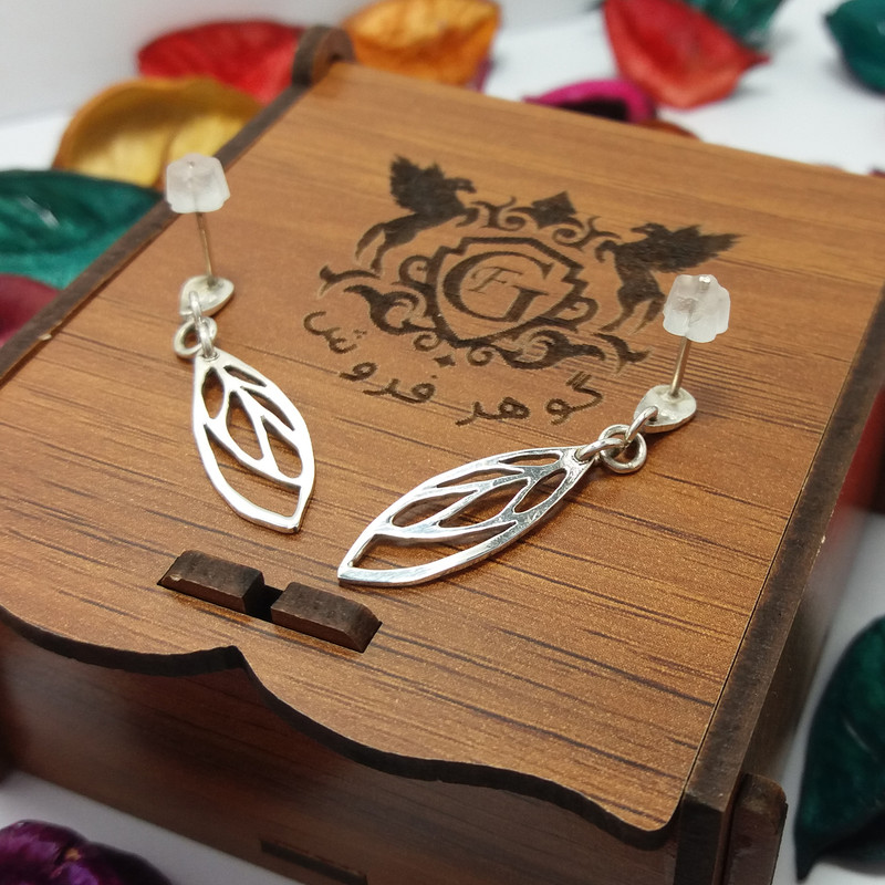 گوشواره نقره زنانه مدل برگ با زنجیر