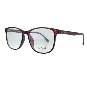 فریم عینک طبی مستطیلی زنانه مدل 7022 مناسب برای صورت های گرد و بیضی