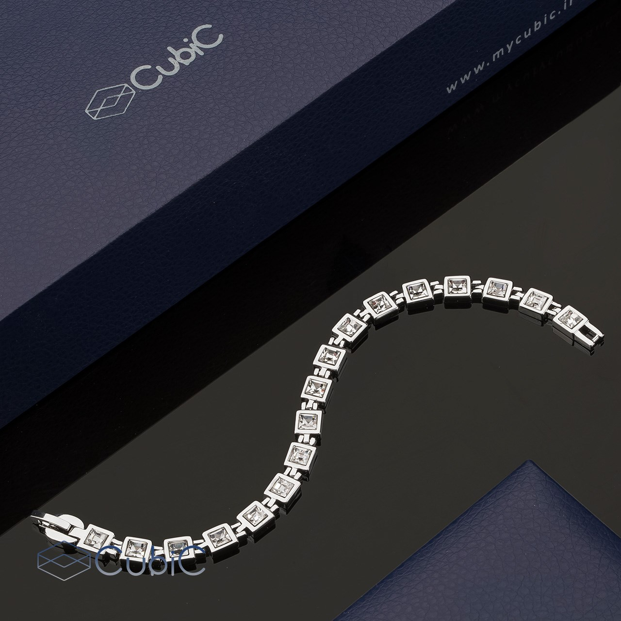 دستبند زنانه کوبیک مدل QB-53964