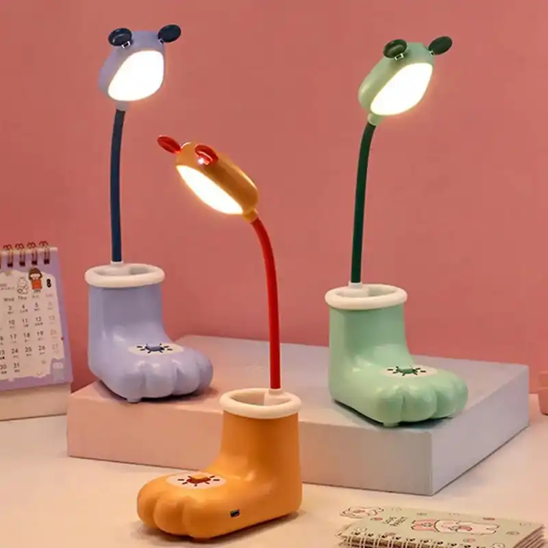 چراغ مطالعه مدل شارژی طرح پا